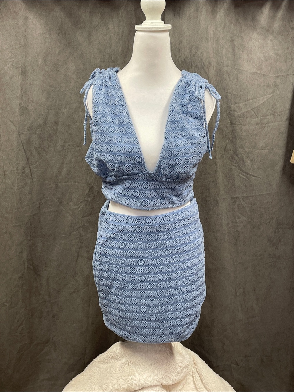 Le Lis Sky Blue Lace Two-Piece Skirt Set